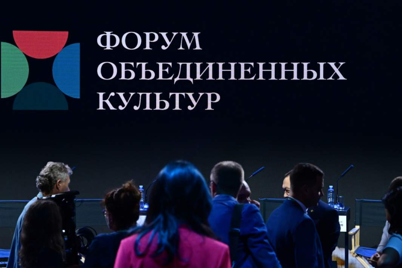 Культура без отмены: о чем президент и зарубежные гости говорили на форуме в Петербурге