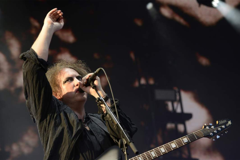 С возрастом в согласии: The Cure выпустила первый за 16 лет альбом — о прощаниях