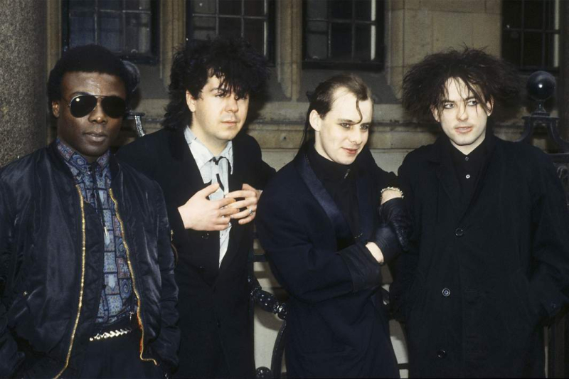 С возрастом в согласии: The Cure выпустила первый за 16 лет альбом — о прощаниях